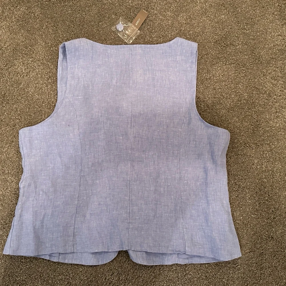 J. Crew Linen Fitted Vest - Picture 5 of 9